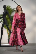 Velar dress